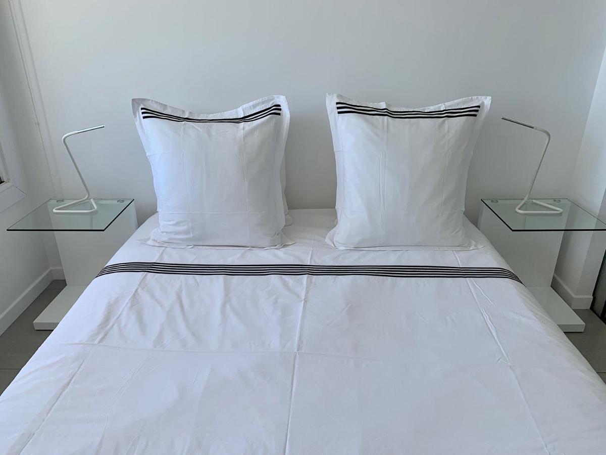 Design Apartment - Pool, Large Terrace And Panoramic Views Of Mediterranean 방돌 외부 사진